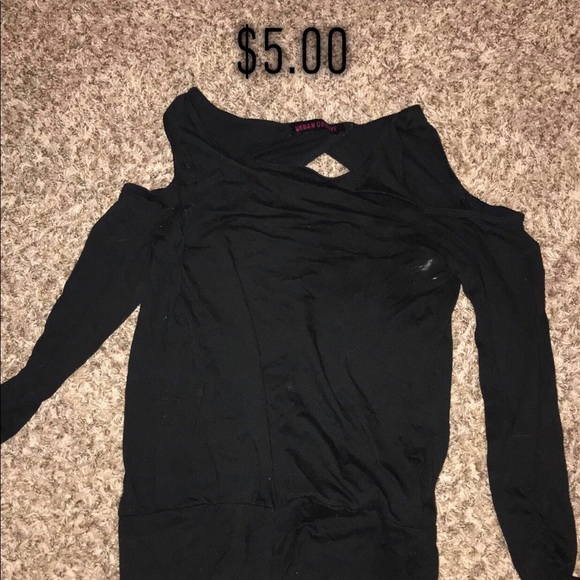 Clothes - Picture 4 of 5